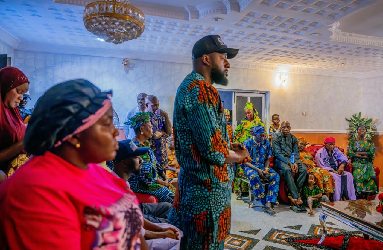 Oyo Speaker Visits Family of Murdered Eruwa Businessman, Calls for Thorough Investigation